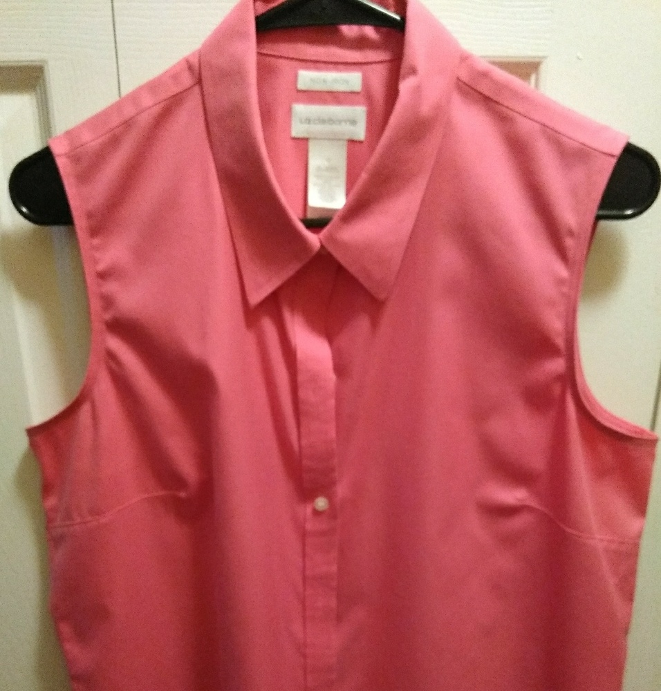 Liz Claiborne hot pink -sleeveless top.